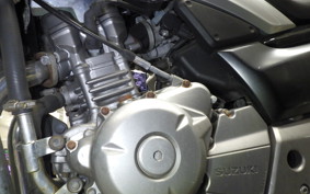 SUZUKI GSR250