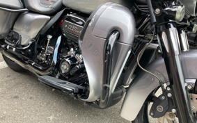 HARLEY FLHTKSE CVO 2019 TEH