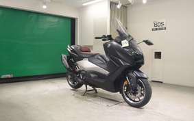 YAMAHA T-MAX 560 2026 SJ21J