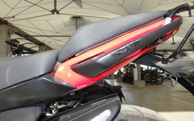 KAWASAKI ER600 N 2012