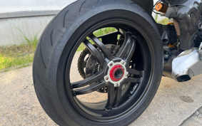 DUCATI STREET FIGHTER V4S 2021 1F00
