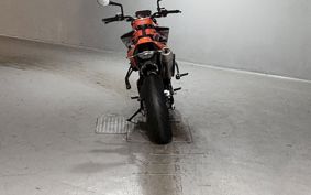 KTM 890 DUKE GP TU940