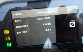 KTM 890 DUKE GP 2024 TU940