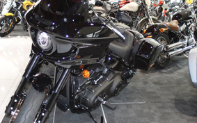 HARLEY FXLRST 2024 YXZ
