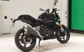 BMW G310R 2023