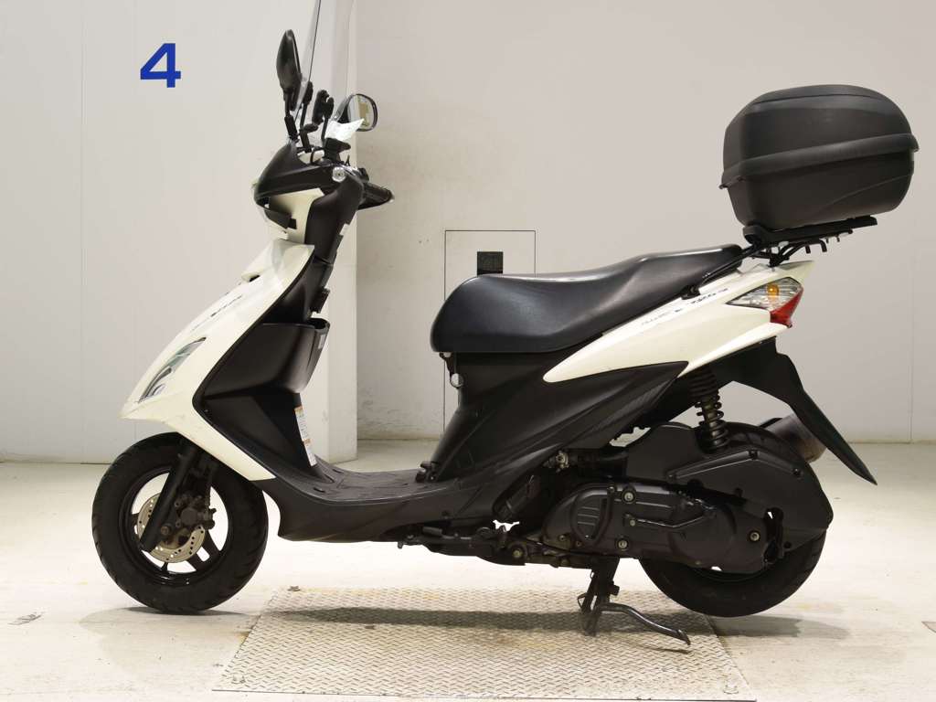Фото Suzuki ADDRESS V125 S с японского аукциона