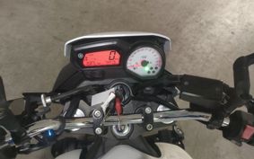 YAMAHA FZ8 FAZER N 2011 RN25