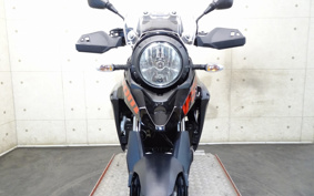 SUZUKI STROM 250 DS11A