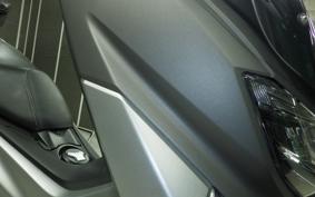 YAMAHA N-MAX 2005 SED6J