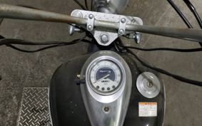 YAMAHA DRAGSTAR 250 VG02J