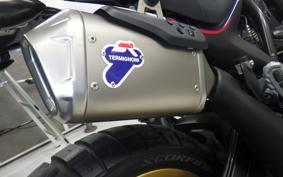 DUCATI SCRAMBLERデザートス 2020