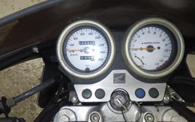 HONDA VTR 250 2022 MC33