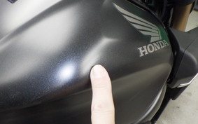 HONDA CB650R E-Clutch 2025 RH17