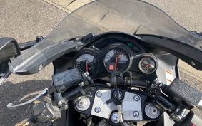 SUZUKI RF900R 2001 GT73A