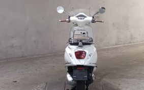 VESPA PRIMA BEIGE RA150 M82414
