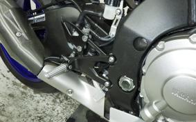 YAMAHA YZF-R1 2015