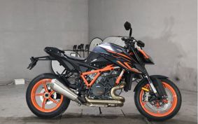 KTM 1290 SUPER DUKE R V3940