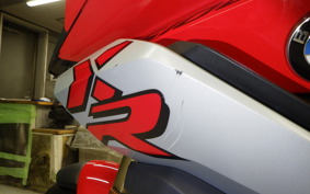 BMW S1000XR 2021