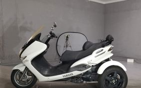 YAMAHA MAJESTY 125 Trike SE27