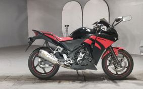 HONDA CBR250R MC41