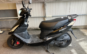 SYM GT125