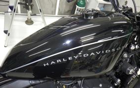 HARLEY XL883N 2011