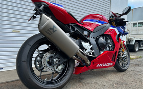 HONDA CBR1000RR-R FB SP 2024 SC82