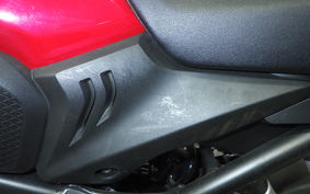 HONDA CBR650R E-Clutch 2025 RH17