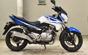SUZUKI GSR250