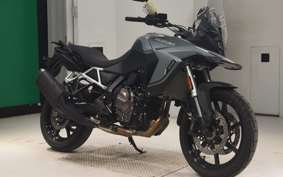 SUZUKI Vｽﾄﾛｰﾑ800 2024 EM1BA