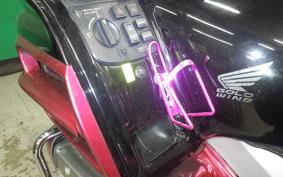 HONDA GL 1800 GOLD WING  TRIKE 2002