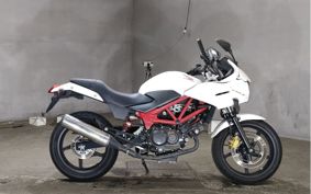 HONDA VTR 250 F MC33