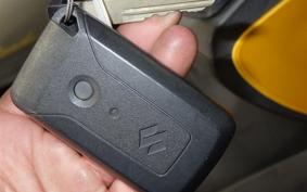 SUZUKI SKYWAVE 250 (Burgman 250) M CJ45A