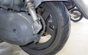 YAMAHA CYGNUS 125 XSR 3