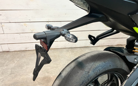 TRIUMPH TRIPLE MOTO2 ED 2023 HDA624