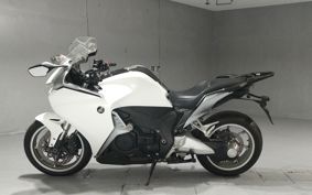 HONDA VFR1200F DCT 2010 SC63