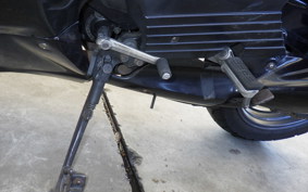 HONDA CBR750 1987 RC27