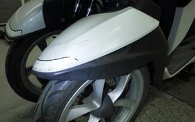 YAMAHA TRICITY 125 SE82J