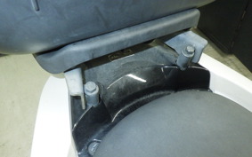 YAMAHA ﾄﾘｼﾃｨ125 SE82J