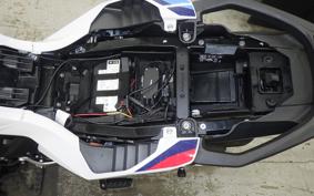 BMW M1000XR 2024