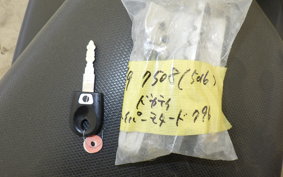 DUCATI HYPERMOTARD 796 2010