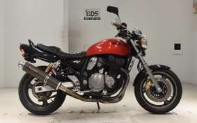 SUZUKI INAZUMA 1200 (GSX1200) 2000 GV76A