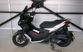 APRILIA SR GT200