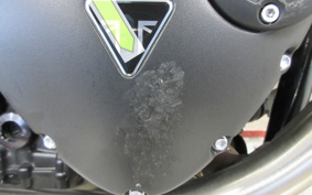 TRIUMPH TRIUMPH BONNEVILLE T100 2022 DAD70G