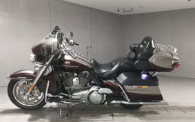 HARLEY FLHTKSE 1800CVO 2014 TEN