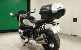 BMW R NINE T 2014