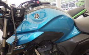 YAMAHA FZ25