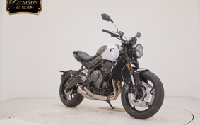 TRIUMPH TRIDENT 660 2026