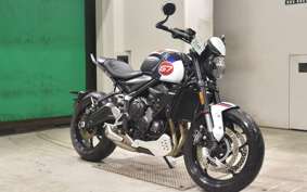 TRIUMPH TRIDENT 660 2024