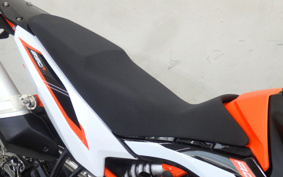 KTM 890 ADVENTURE R 2022 TR640